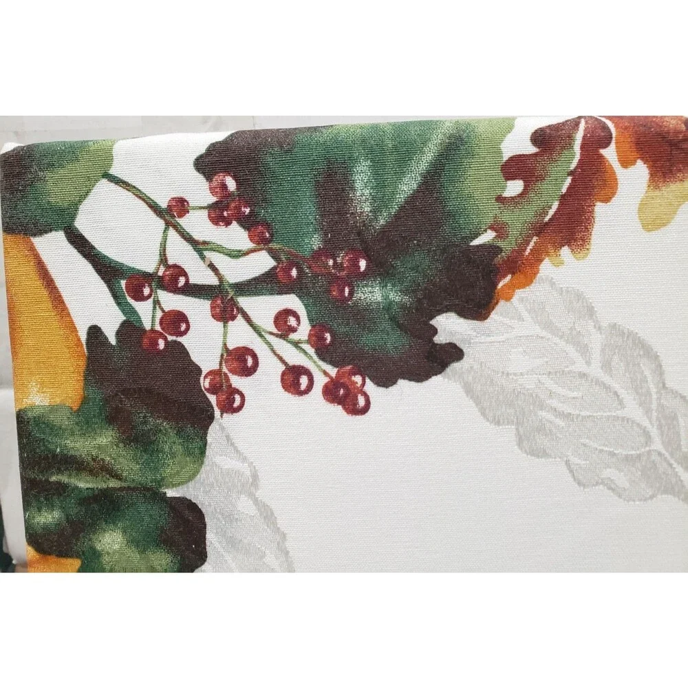 1 Fabric Tablecloth, 60